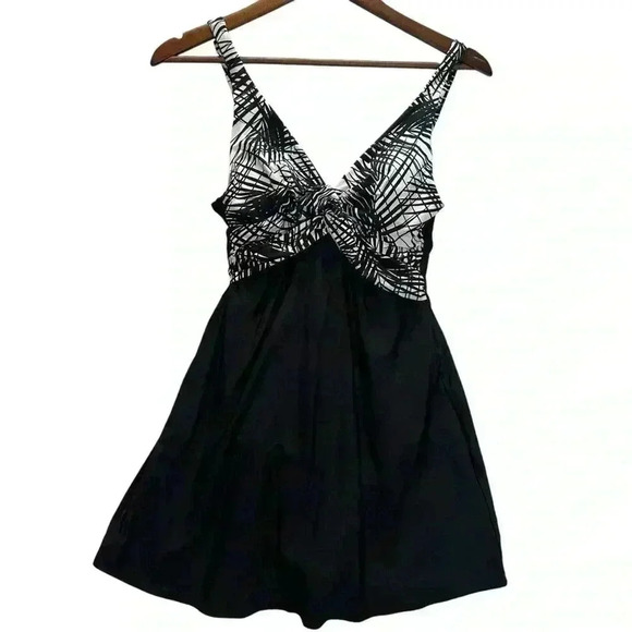Beachscene Other - Beachscene Collection Black And White Swim Dress One Piece Swimsuit Women’s 10